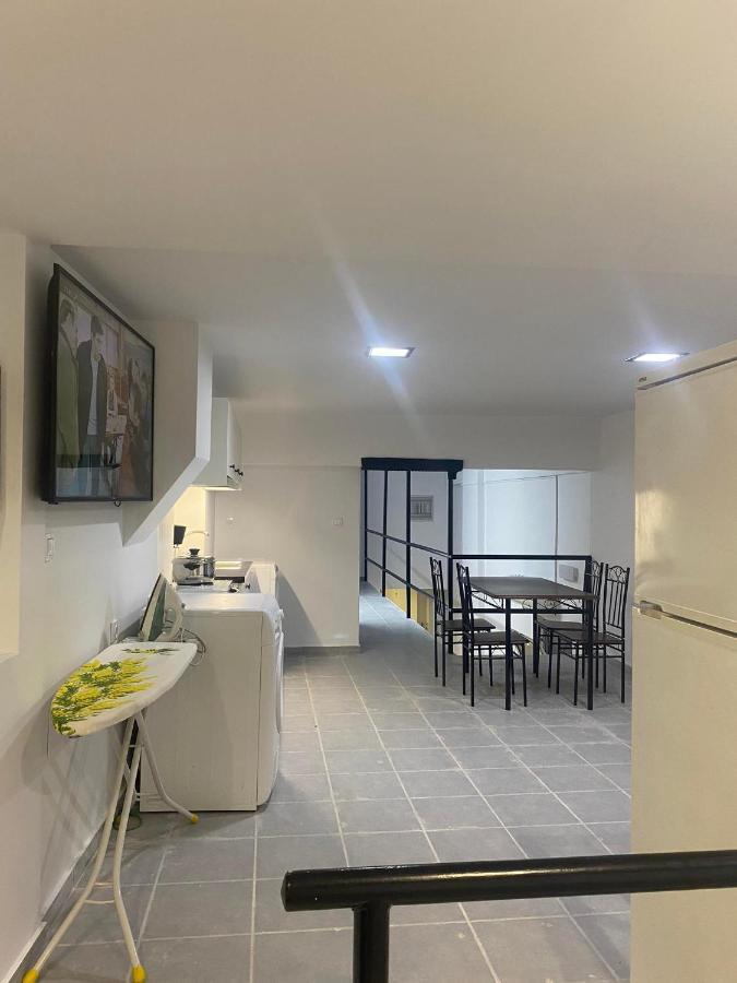 מלון העיירה רתימנו Le.Chris Central Dorms מראה חיצוני תמונה