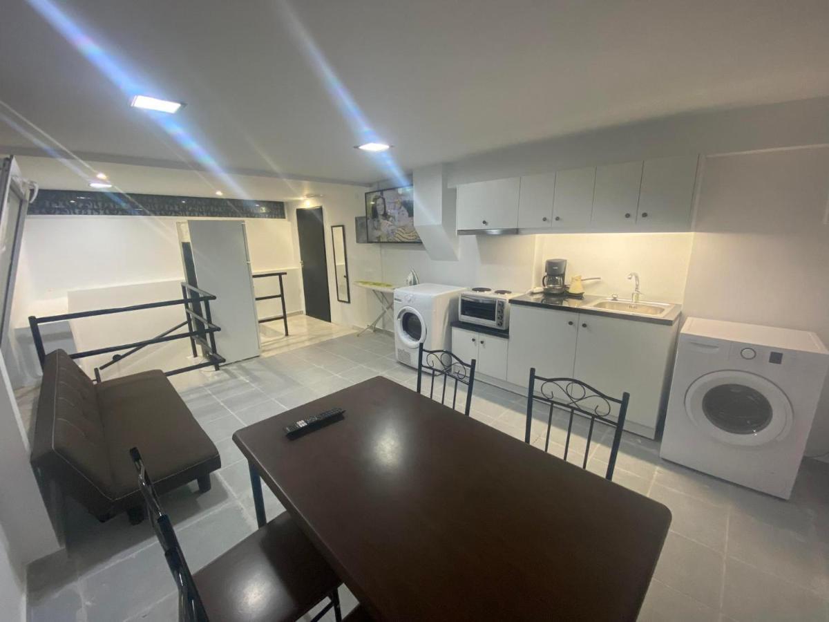 מלון העיירה רתימנו Le.Chris Central Dorms מראה חיצוני תמונה